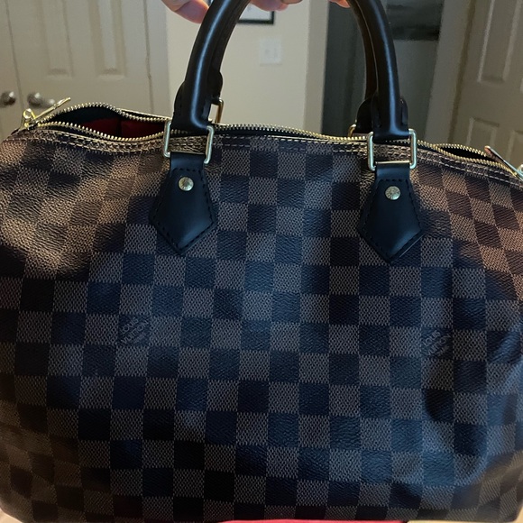 Louis Vuitton speedy 35! Only worn 3 times like new condition. - Picture 4 of 4